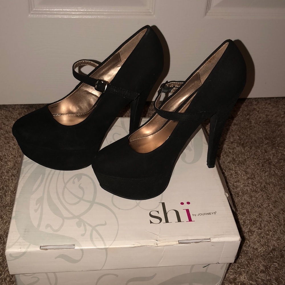 Black heels